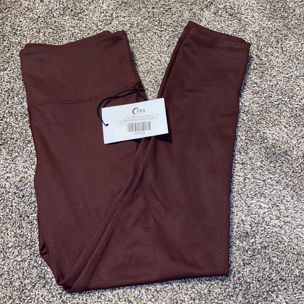 ZYIA Fig Vibrations Light N Tight